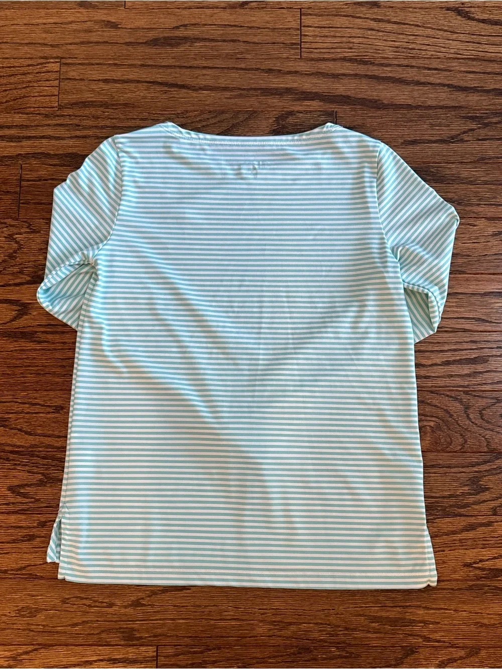 Vineyard Vines rash guard